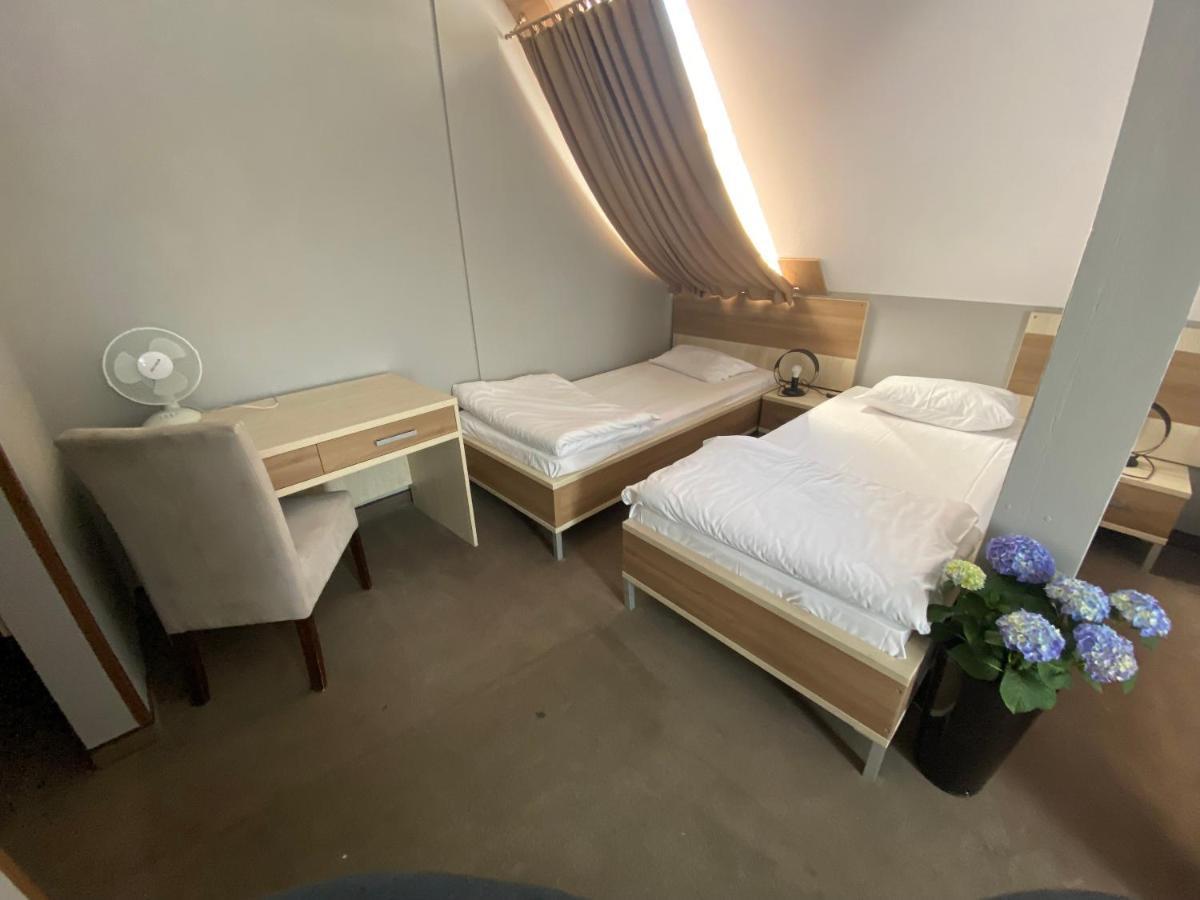 Pokoje Goscinne Teczowa Luban Εξωτερικό φωτογραφία